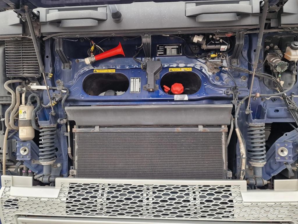 Volvo FH 13.420 6x2 - 1 deck livestock - Manual gearbox Tovornjaki za prevoz živine