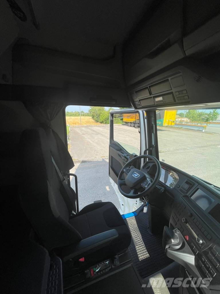 MAN TGS 26.540 (Hackenliftfahrzeug) Camiones portacontenedores