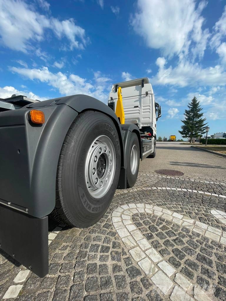MAN TGS 26.540 (Hackenliftfahrzeug) Camiones portacontenedores