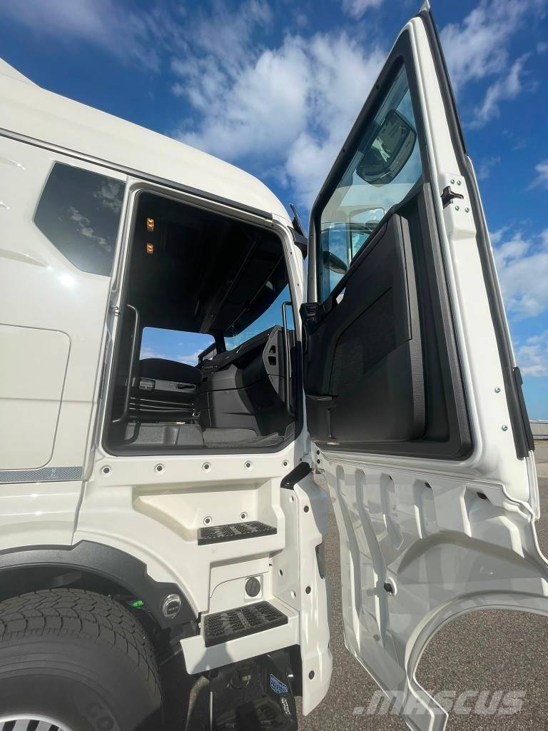MAN TGS 26.540 (Hackenliftfahrzeug) Camiones portacontenedores