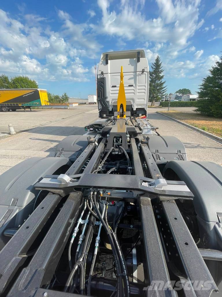 MAN TGS 26.540 (Hackenliftfahrzeug) Camiones portacontenedores