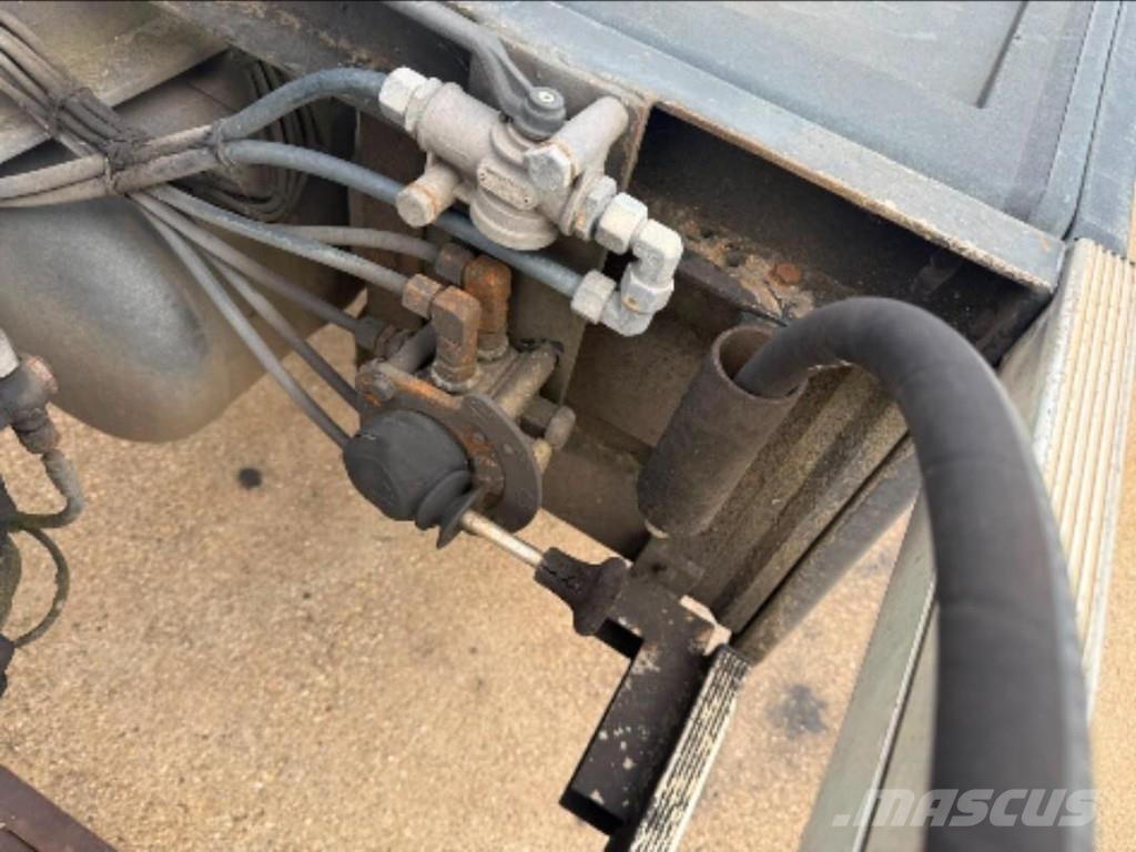 Floor FLKA-10-10 2 AXLE BPW - TIPPER CHASSIS Containerchassis