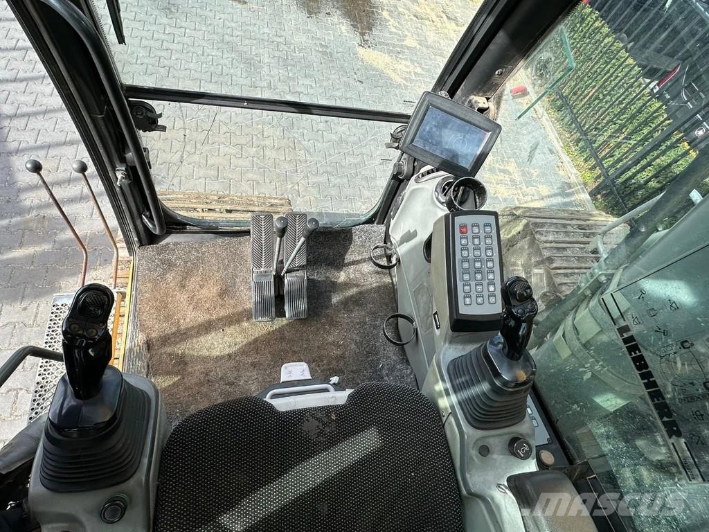 Liebherr R946LC Beltegraver