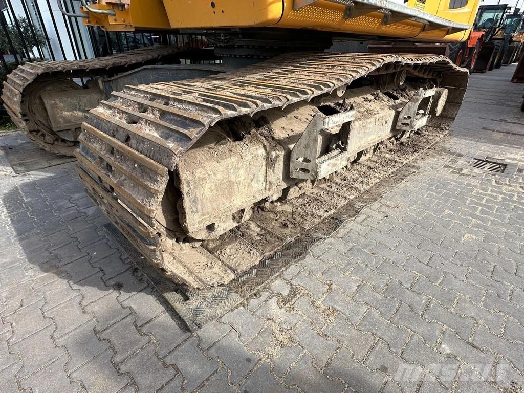 Liebherr R946LC Beltegraver
