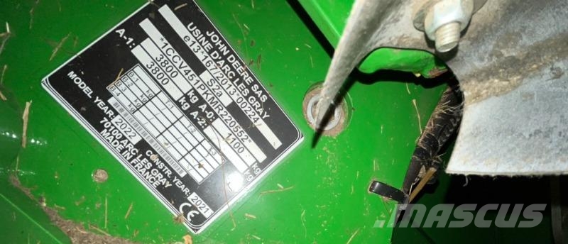 John Deere V451R Enfardadeiras redondas