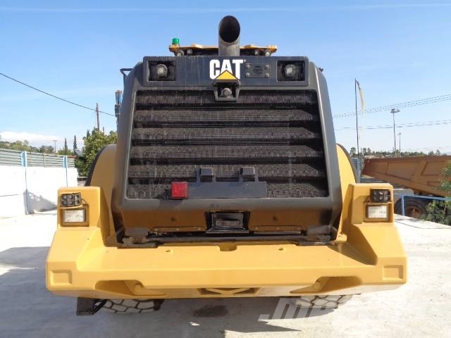 CAT 972 MXE Gumikerekes homlokrakodók