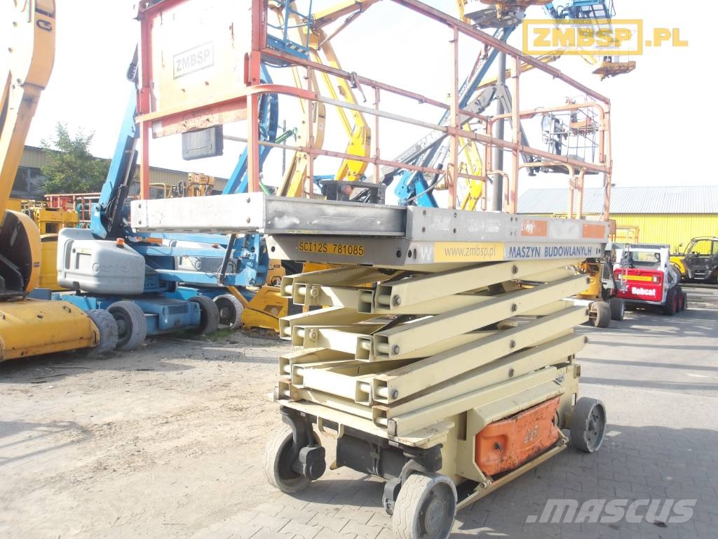 JLG 3246 ES رافعات مقصية الشكل