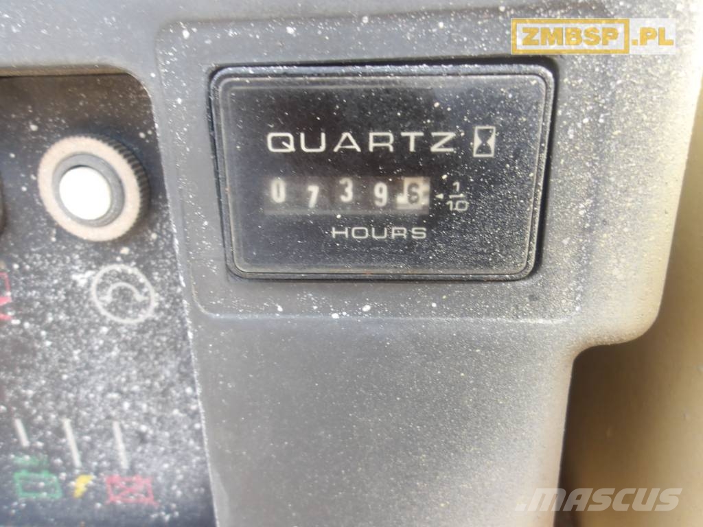 JLG 3246 ES رافعات مقصية الشكل