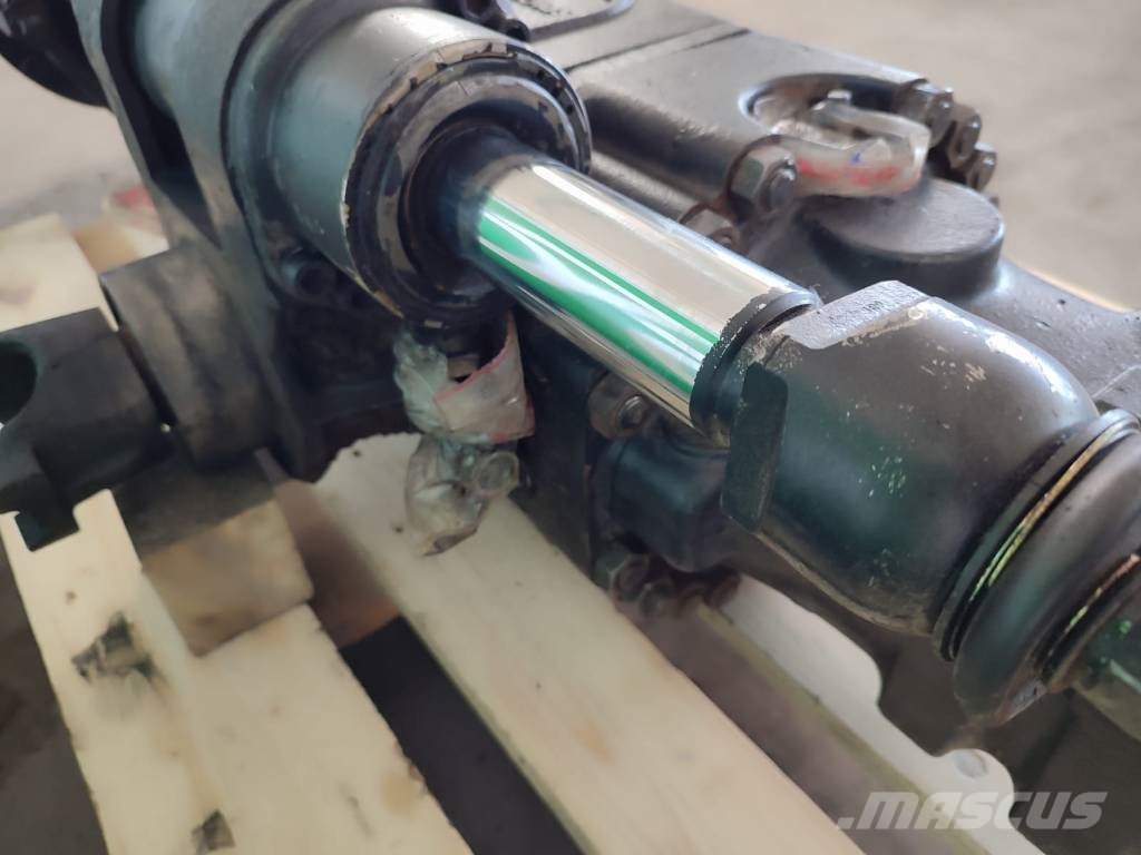 Manitou Drive axle 212/628 254999 Manitou MLT 845 Tengelyek
