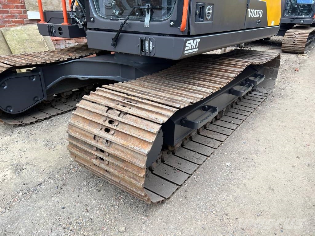 Volvo EC 140 Гусеничні екскаватори