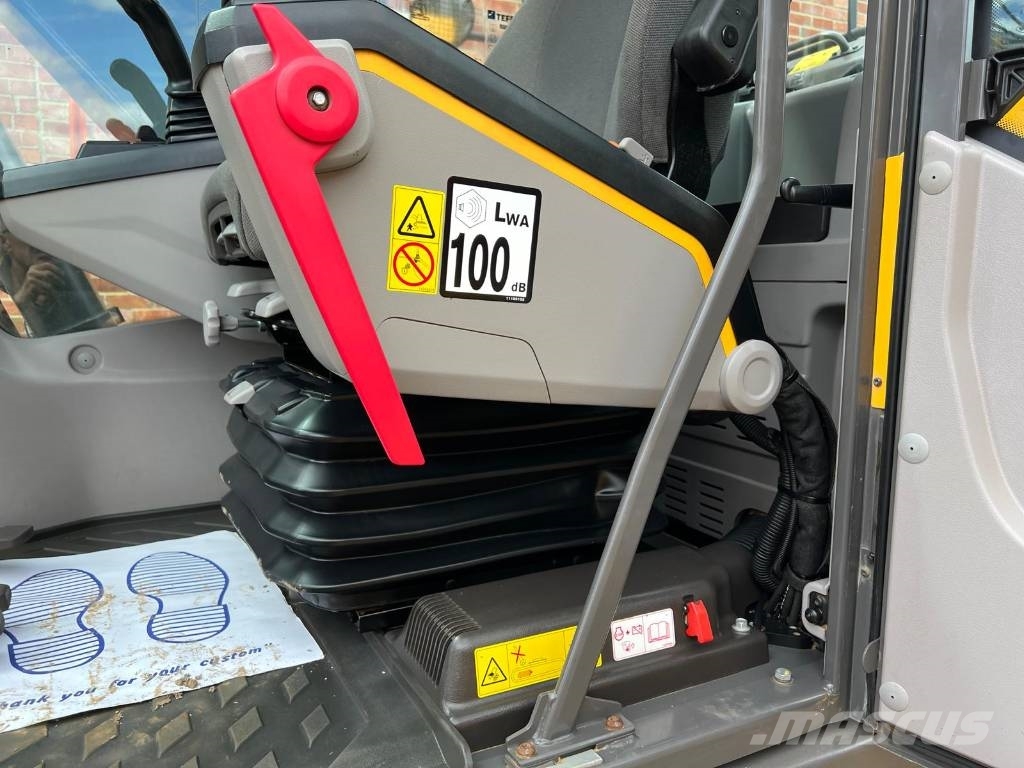 Volvo EC 140 Гусеничні екскаватори