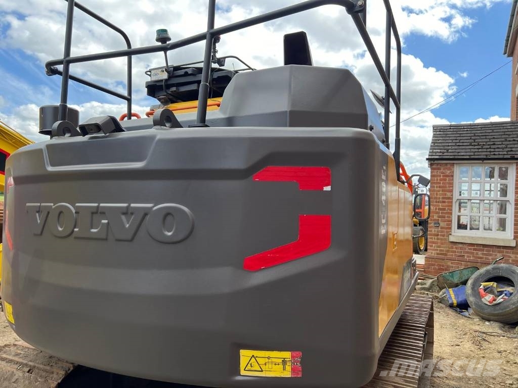 Volvo EC 140 Гусеничні екскаватори