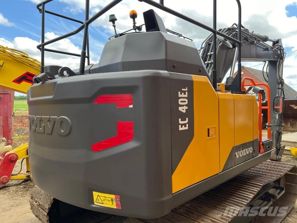 Volvo EC 140 Гусеничні екскаватори