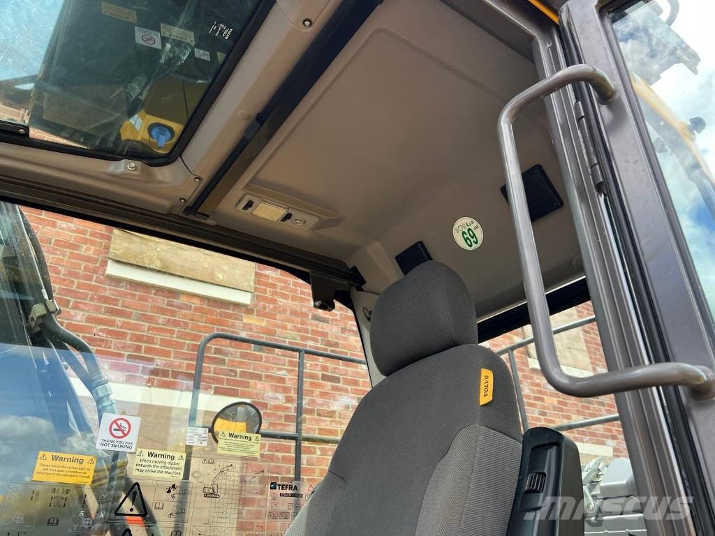 Volvo EC 140 Гусеничні екскаватори