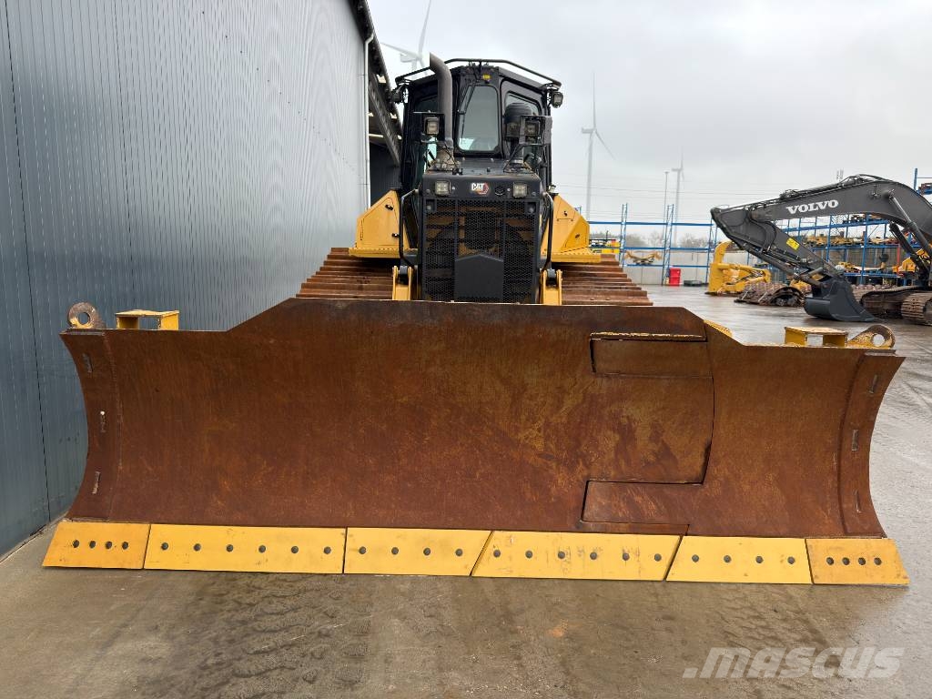 CAT D5 LGP Telaketjupuskutraktorit