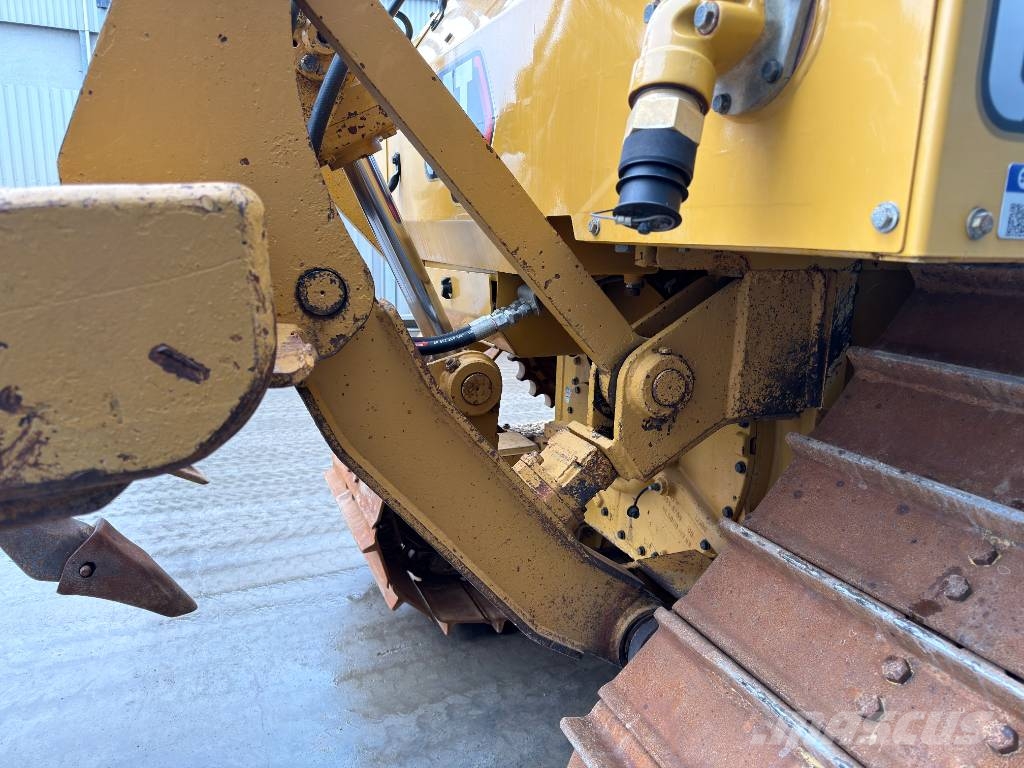 CAT D5 LGP Telaketjupuskutraktorit