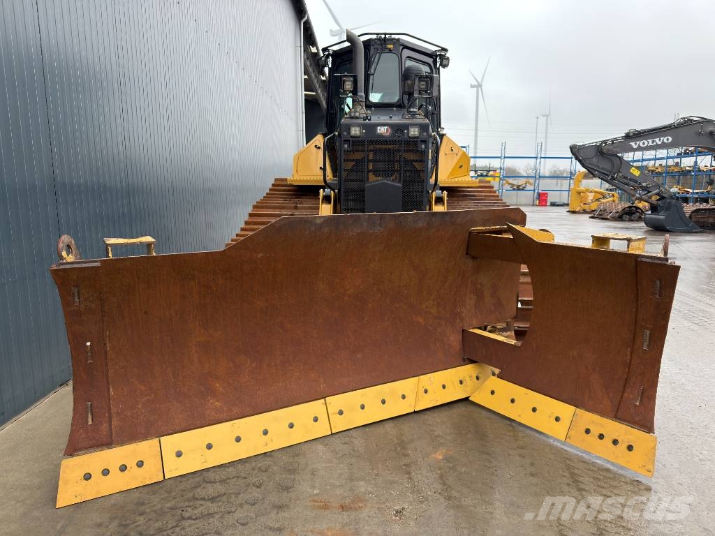 CAT D5 LGP Telaketjupuskutraktorit