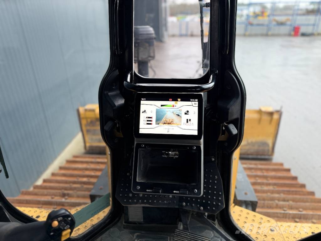 CAT D5 LGP Telaketjupuskutraktorit