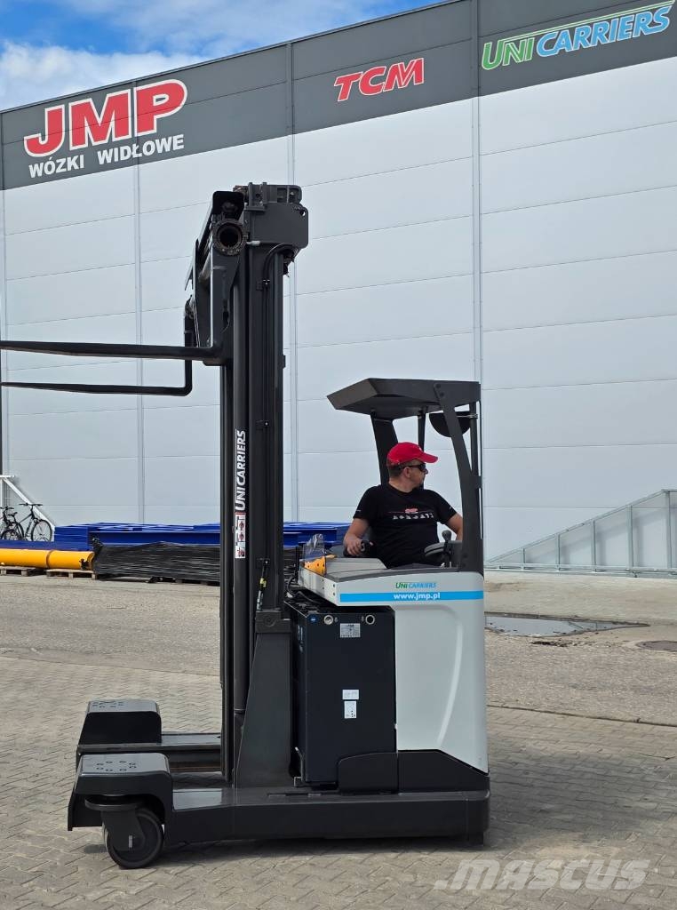 UniCarriers UFW 250 DTFVRF 705 شاحنة المناولة رباعية الاتجاهات