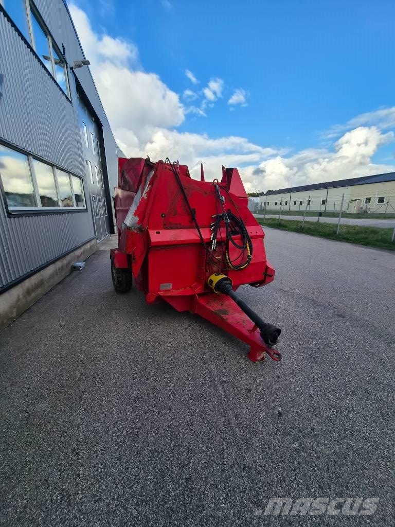 Kverneland 853 Rezači za bale, oprema za rezanje i odvajanje bal