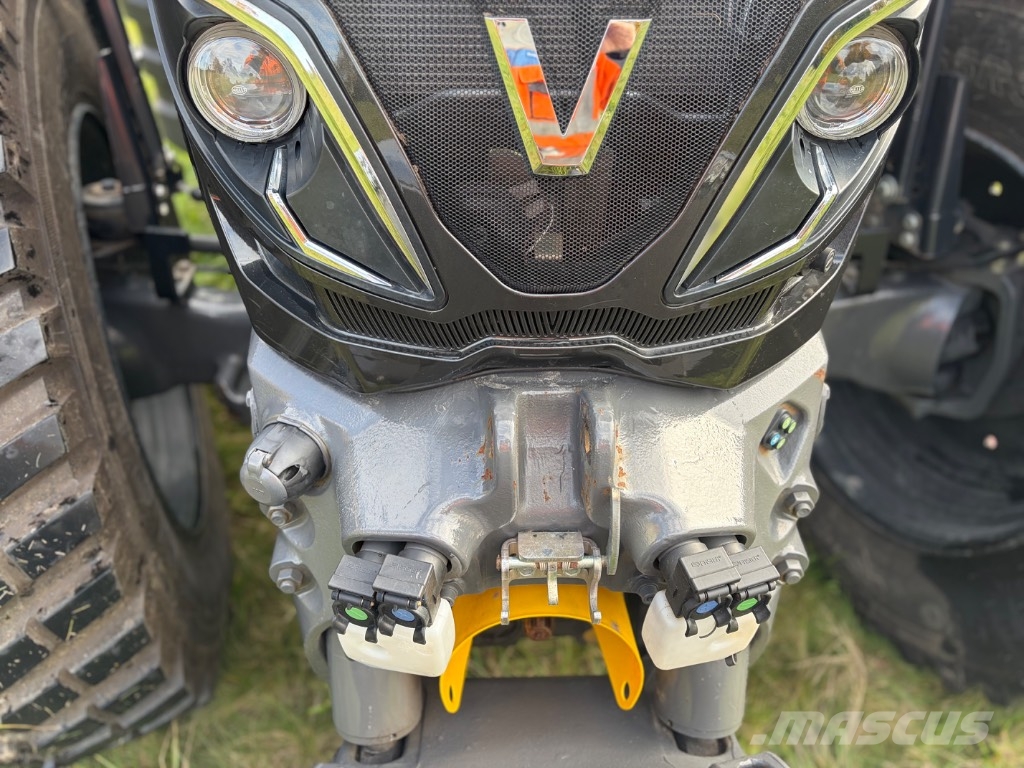 Valtra T 174 Traktori
