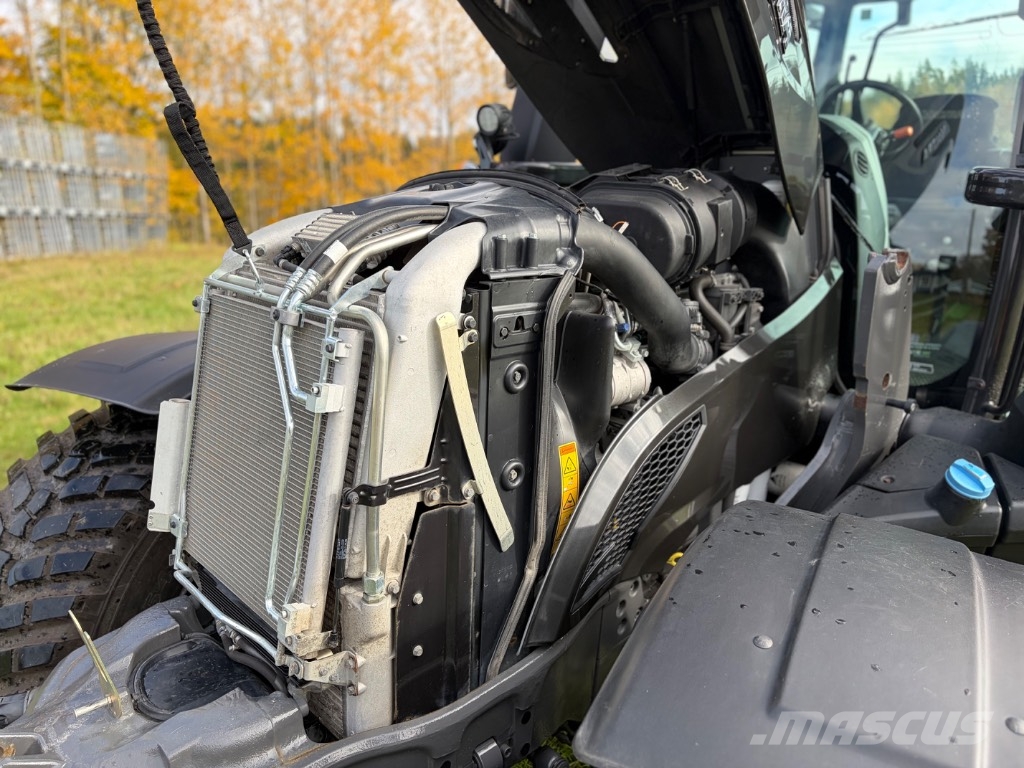 Valtra T 174 Traktori