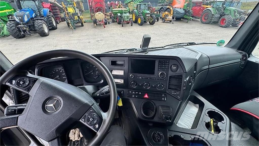 Mercedes-Benz AROCS 1835 Kipper 4x4 Otros camiones