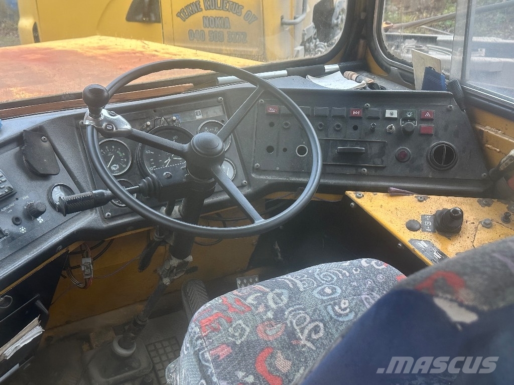 Volvo BM A25 6x6 Шарнирно-сочленённые самосвалы