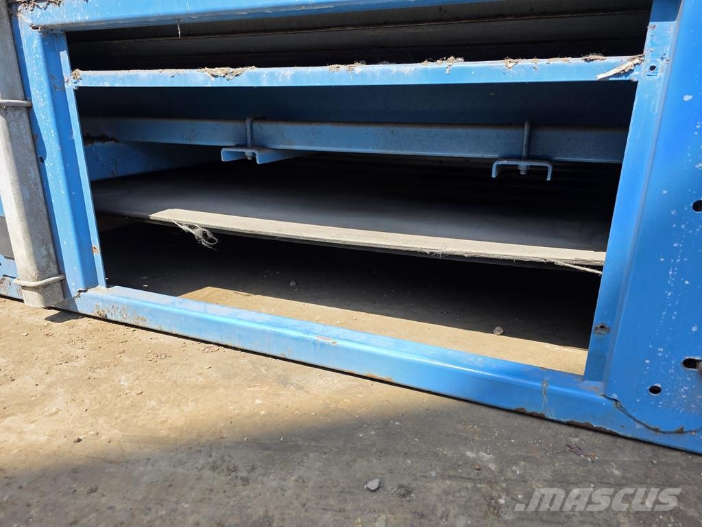 Stadler Bunker Hopper Machacadoras