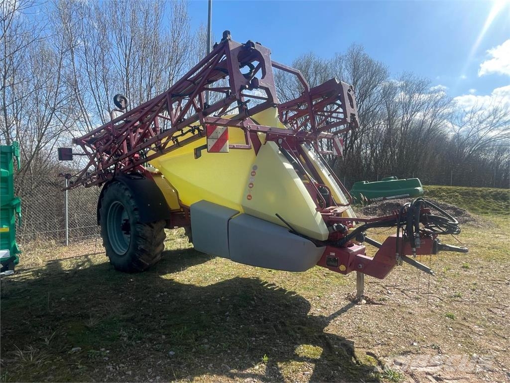 Hardi Commander 4400 Getrokken spuitmachines