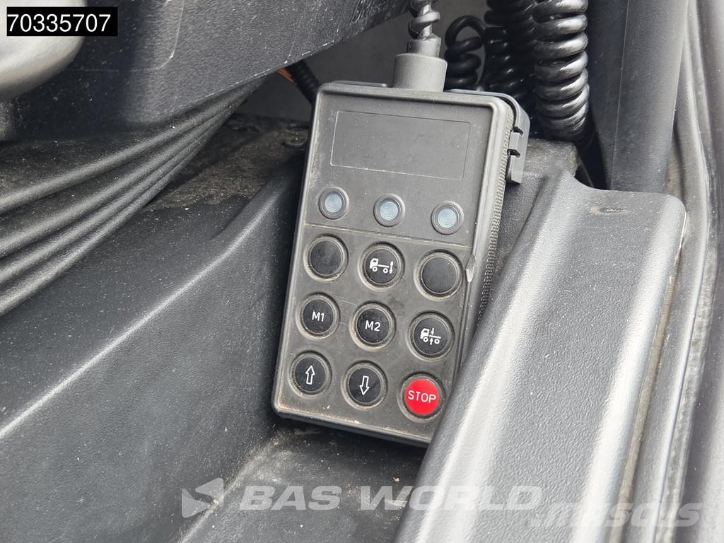 Iveco Eurocargo 160E280 4X2 16tonner 1500kg Ladebordwand ボックスボディー、ウイング、箱車