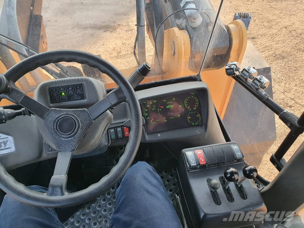 Ljungby L 30  휠로우더