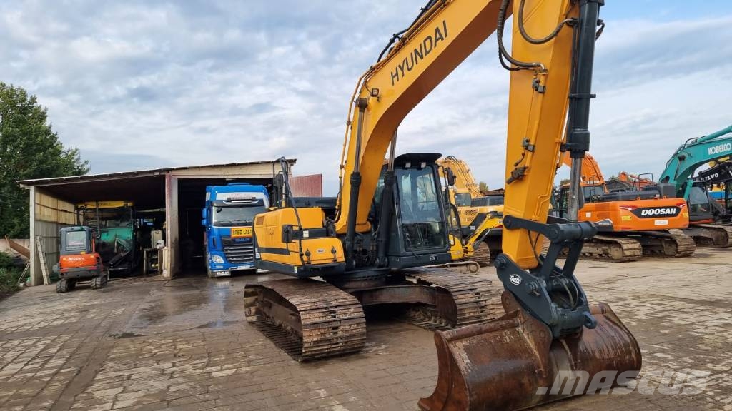 Hyundai HX 220 L Vikšriniai ekskavatoriai
