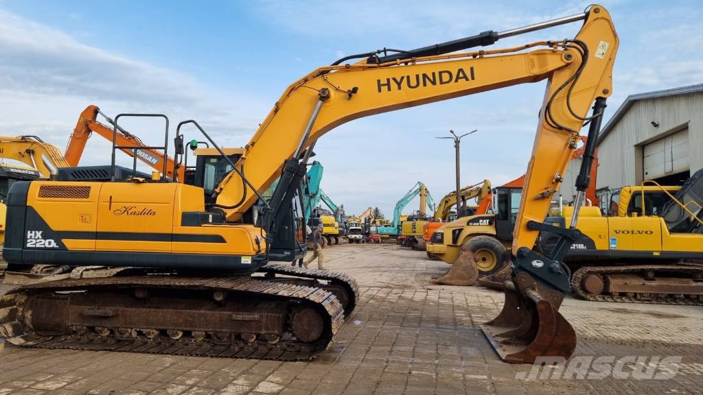 Hyundai HX 220 L Vikšriniai ekskavatoriai