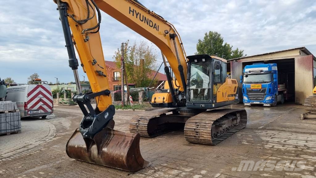 Hyundai HX 220 L Vikšriniai ekskavatoriai