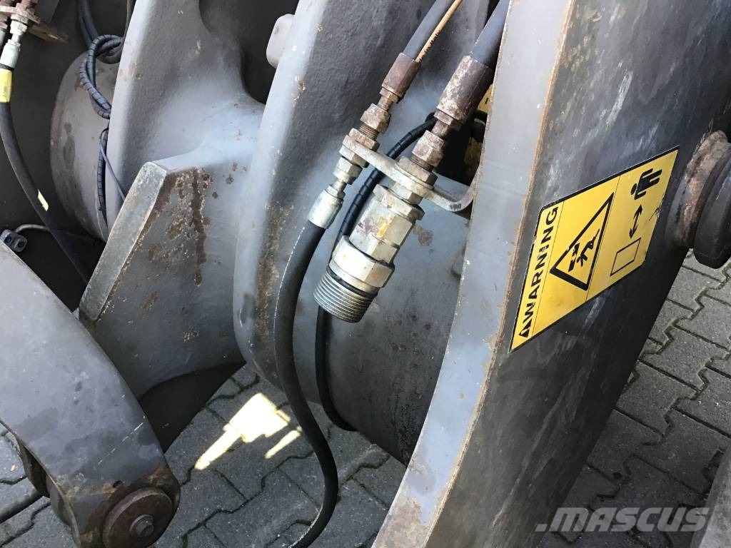 Volvo L 70 E 轮式装载机