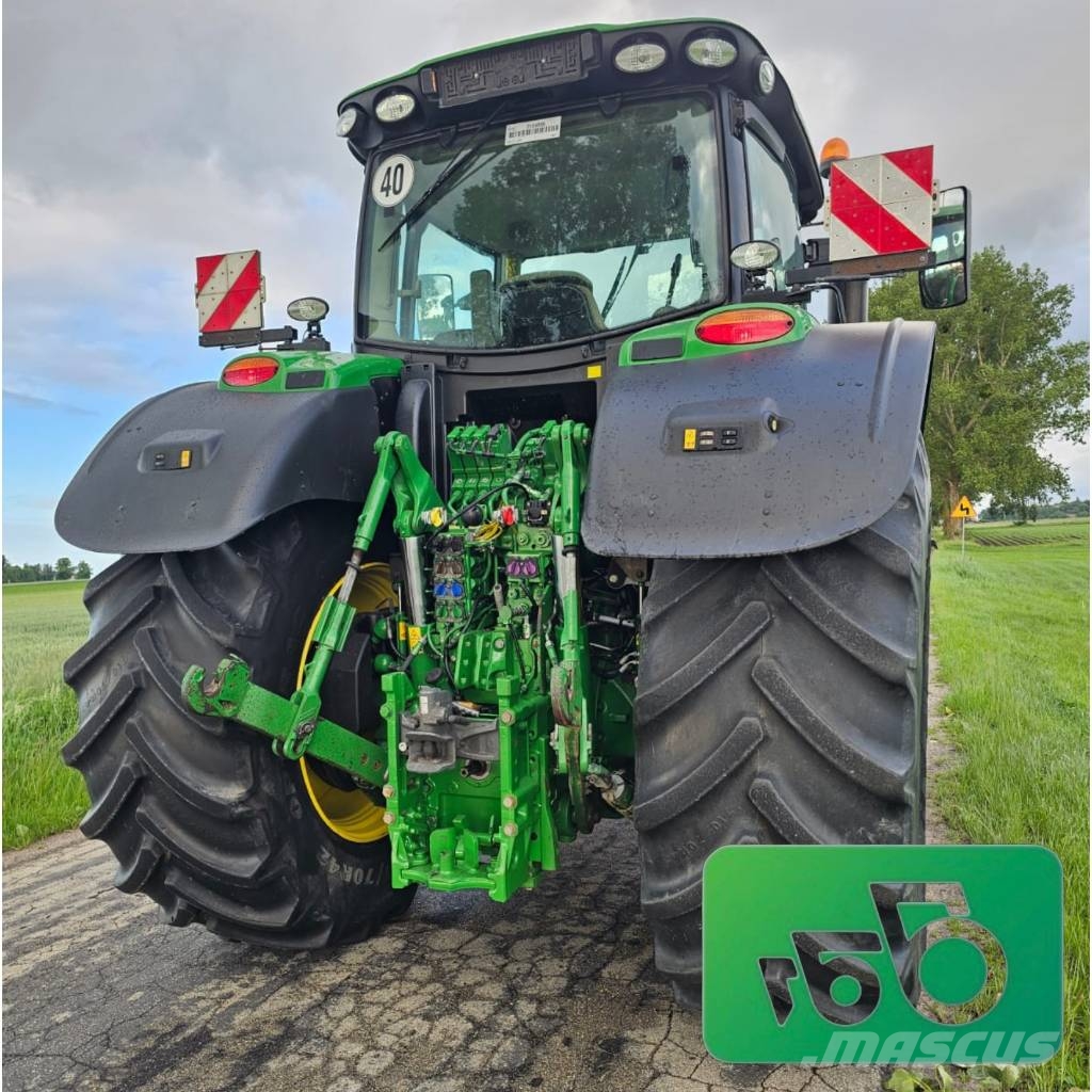 John Deere 6250R Premium Трактори