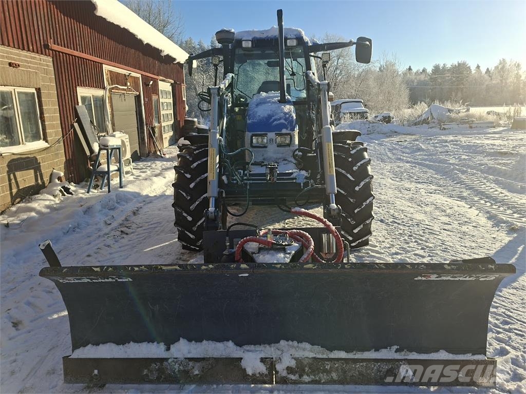 New Holland TS100 5.0 Traktorok