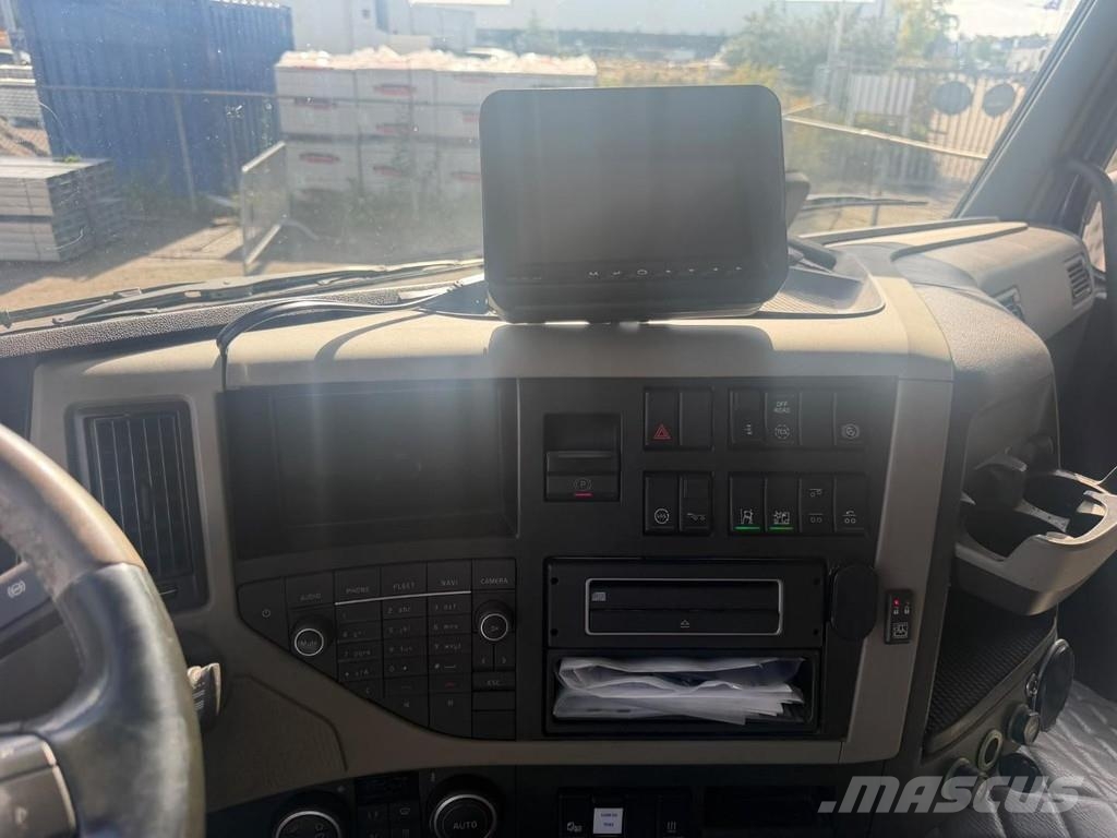 Volvo FM 500 6X2 EURO 6 + MENKE Kamioni za prevoz životinja