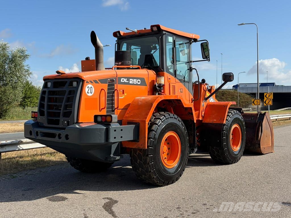 Doosan DL250-3 Hjullastare
