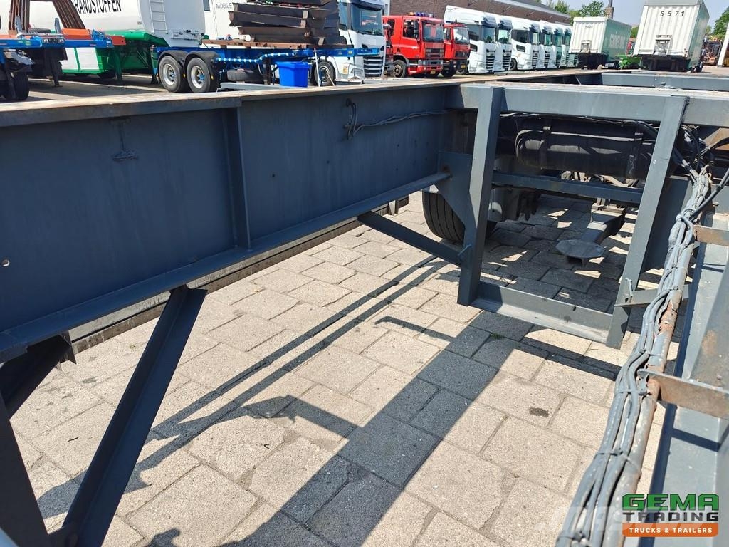 Netam-Fruehauf OCCR 39 327 A 40FT Container Chassi Container semi-trailers