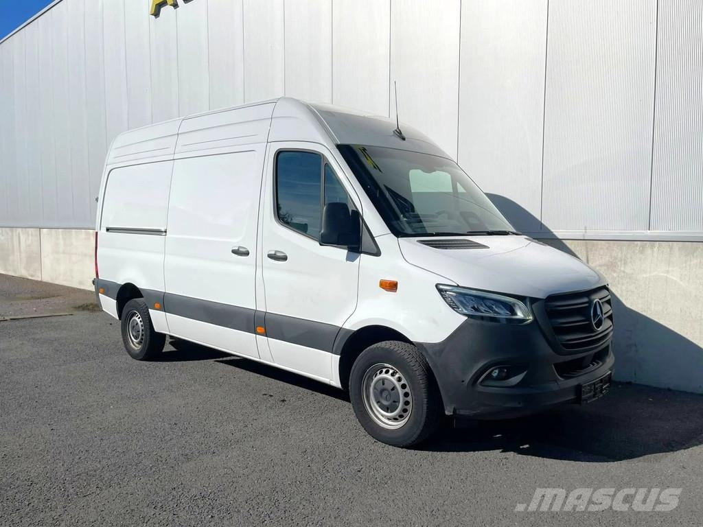 Mercedes-Benz Sprinter 317 *Navigatie*Cruise Control*Zetelverwar Skriňová nadstavba