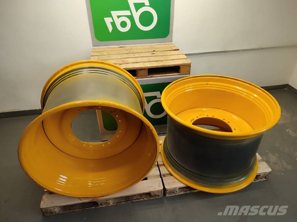 JCB Fastrac 8330 rim 28x42 Reifen