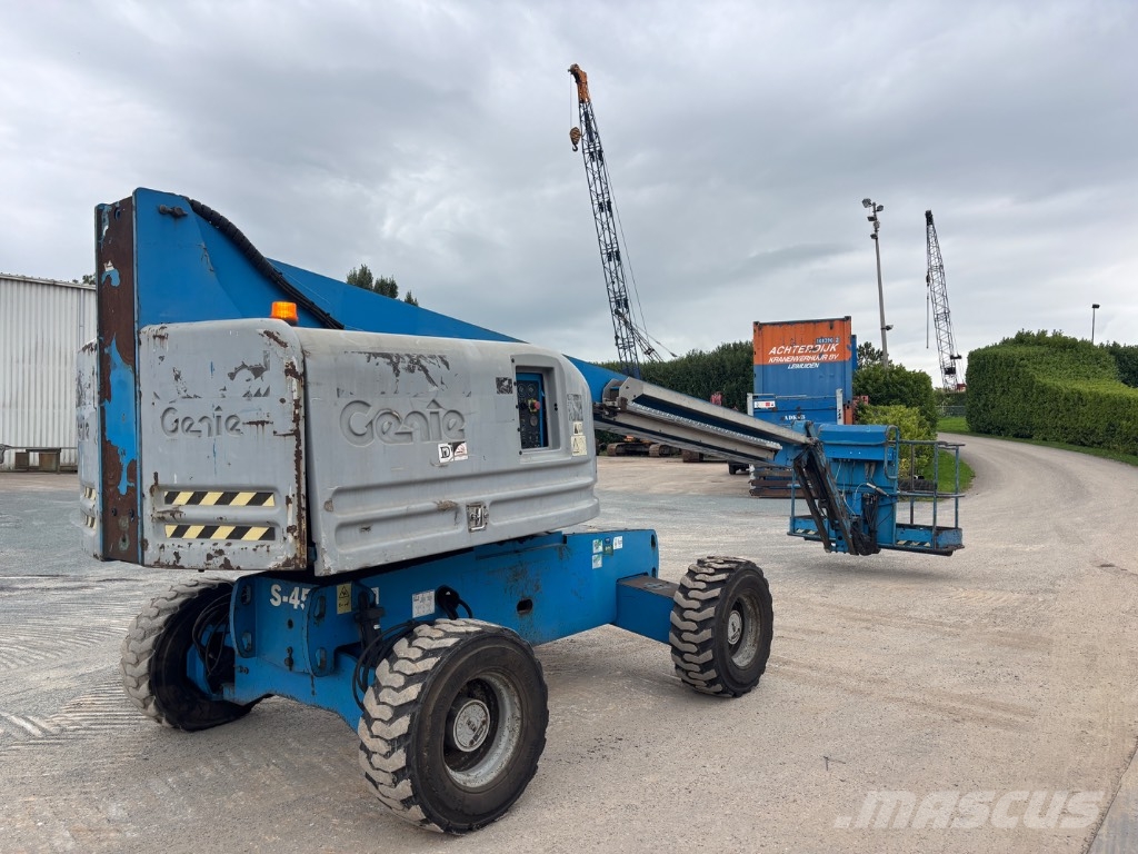 Genie S 45 Teleskoop poomtõstukid
