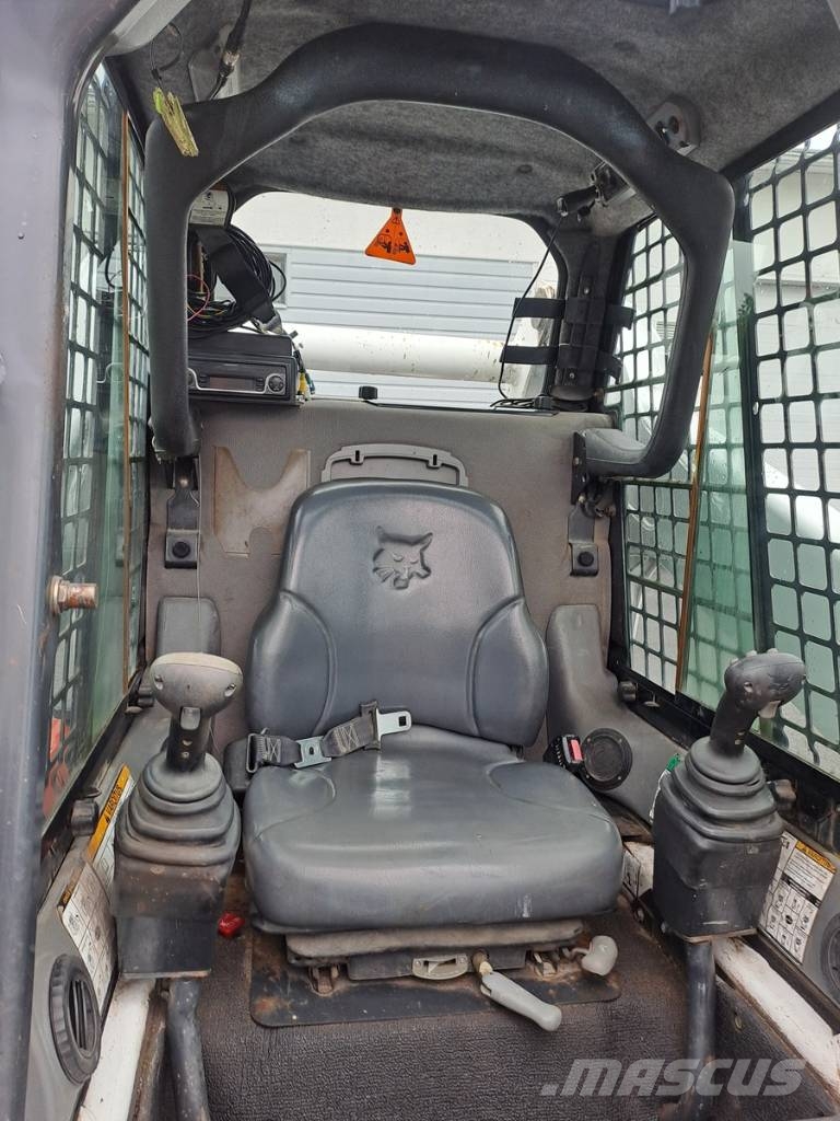 Bobcat A 300 Skid steer loaders