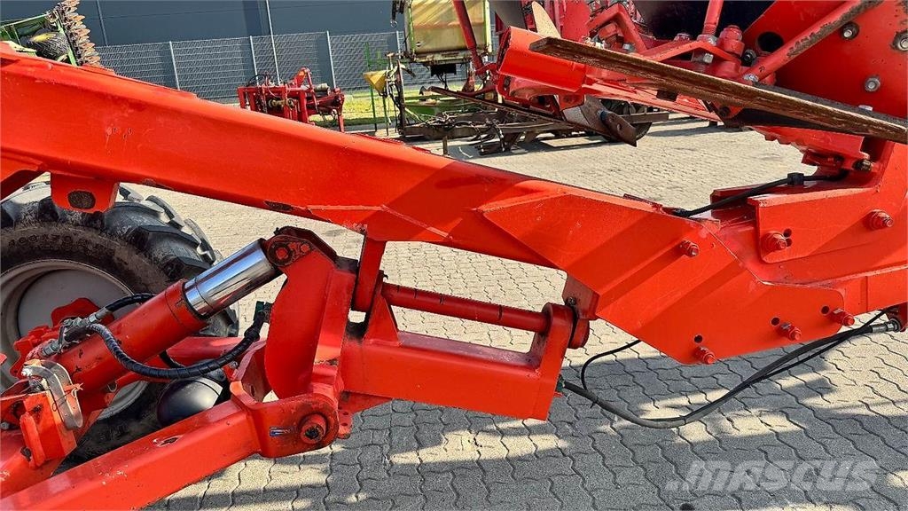 Kuhn Challenger T 8-furchig Paluuaurat