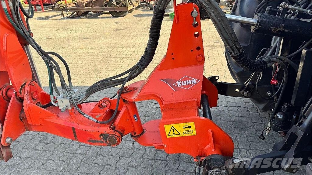 Kuhn Challenger T 8-furchig Paluuaurat