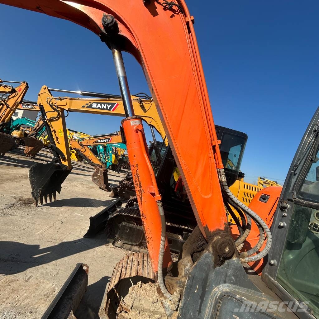 Doosan DX 60 حفارات زحافة