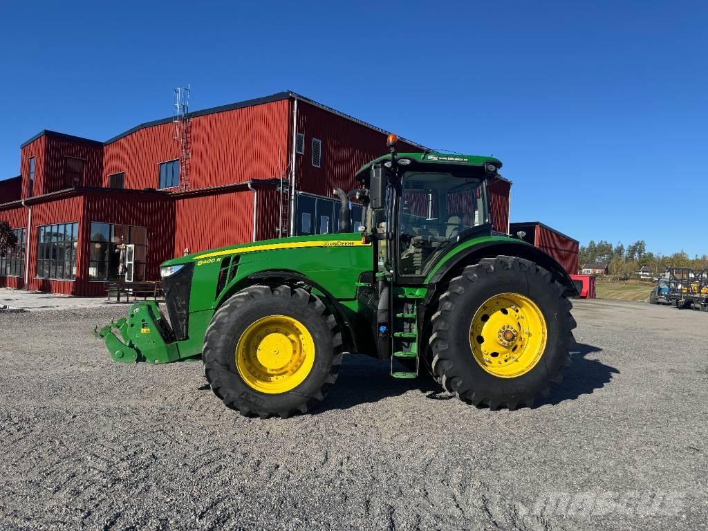John Deere 8400R الجرارات