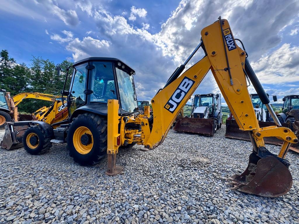 JCB 3 CX Kaivurikuormaajat